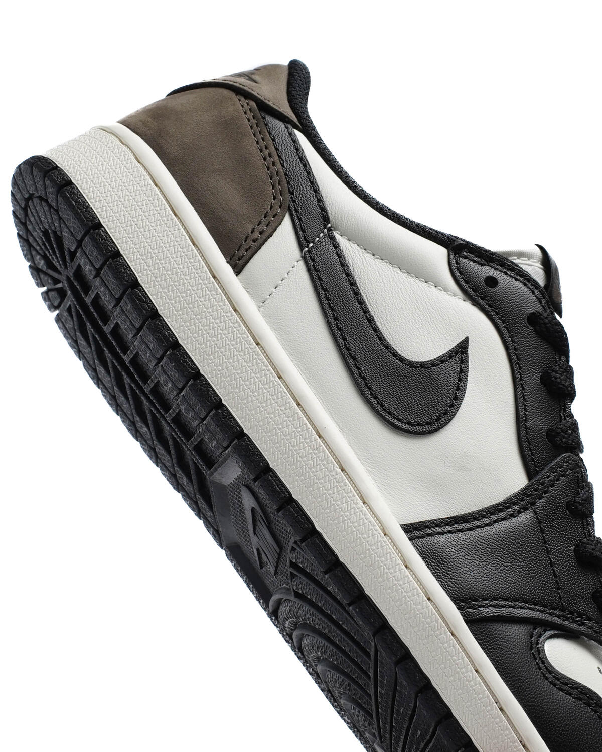 AIR JORDAN 1 RETRO LOW OG 'Mocha' | CZ0790-102 | AFEW STORE AIR JORDAN 1 RETRO LOW OG 'Mocha' | CZ0790-102 | AFEW STORE